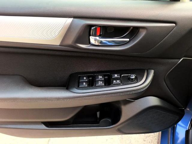 Photo of 2019 Abyss Blue Pearl Subaru Legacy