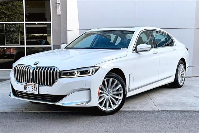 2022 BMW 740