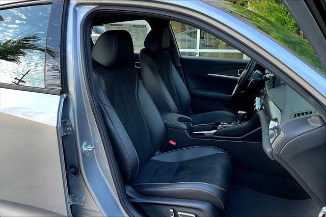 Photo of 2025 Lunar Silver Metallic Acura Integra