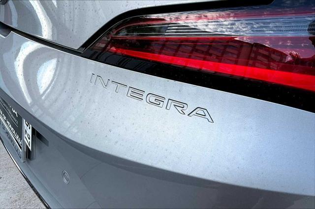 Photo of 2025 Lunar Silver Metallic Acura Integra