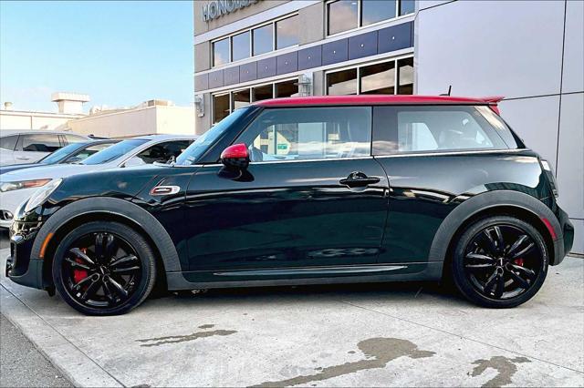Photo of 2017 John Cooper Works Rebel Green MINI Hardtop