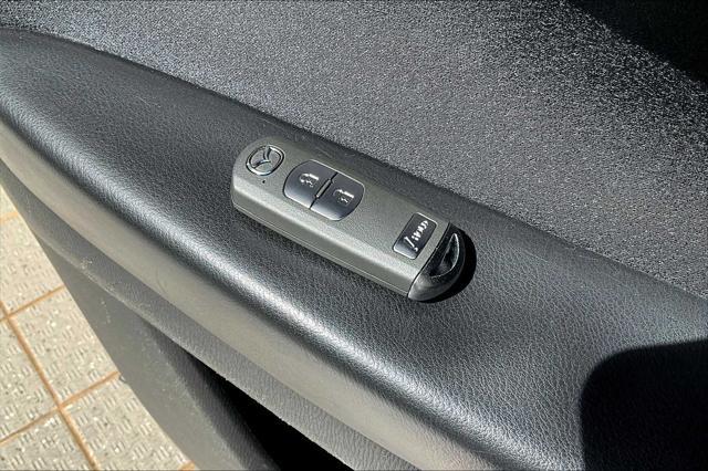 Photo of 2019 Machine Gray Metallic Mazda CX-9