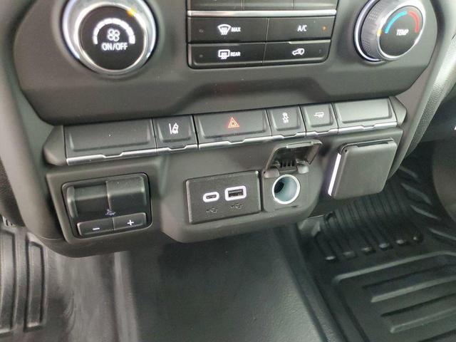Photo of 2025 Summit White Chevrolet Silverado 2500