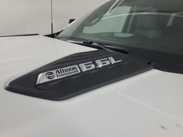 Photo of 2025 Summit White Chevrolet Silverado 2500