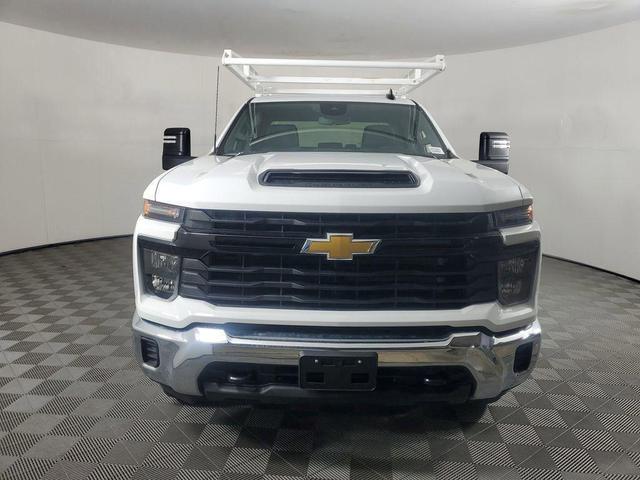 Photo of 2025 Summit White Chevrolet Silverado 2500