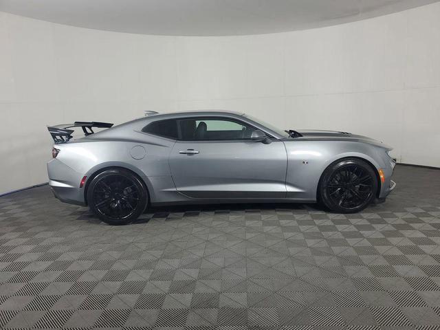 Photo of 2023 Sharkskin Metallic Chevrolet Camaro