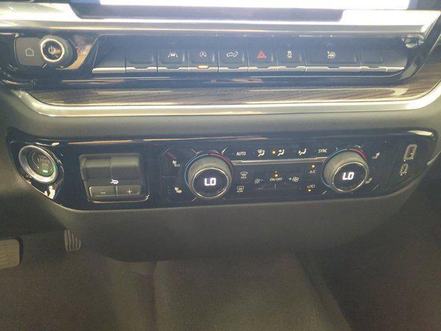 Photo of 2025 Summit White Chevrolet Silverado 1500