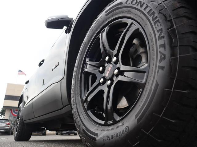 Photo of 2023 Ebony Twilight Metallic GMC Acadia