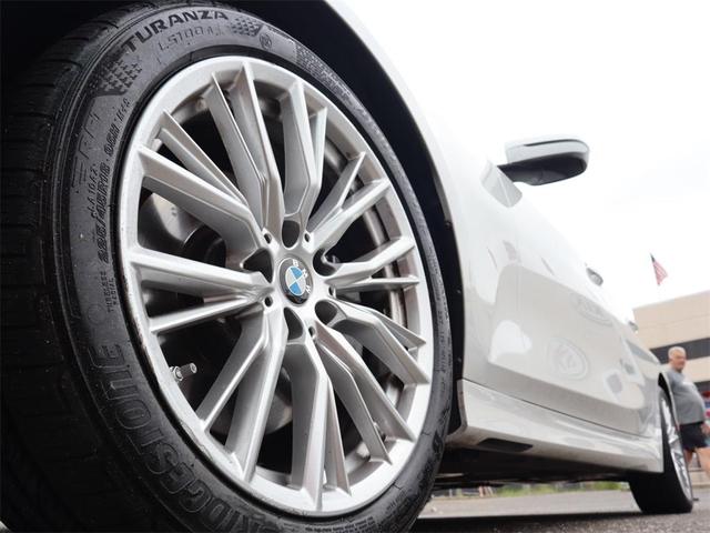 Photo of 2024 White BMW 330