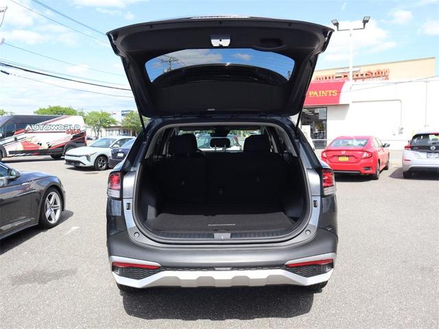 Photo of 2024 Gravity Gray Kia Sportage Hybrid