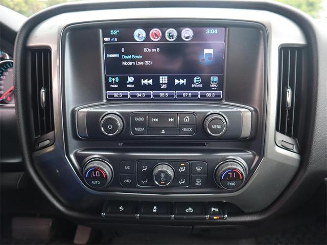 Photo of 2018 Silver Ice Metallic Chevrolet Silverado 1500