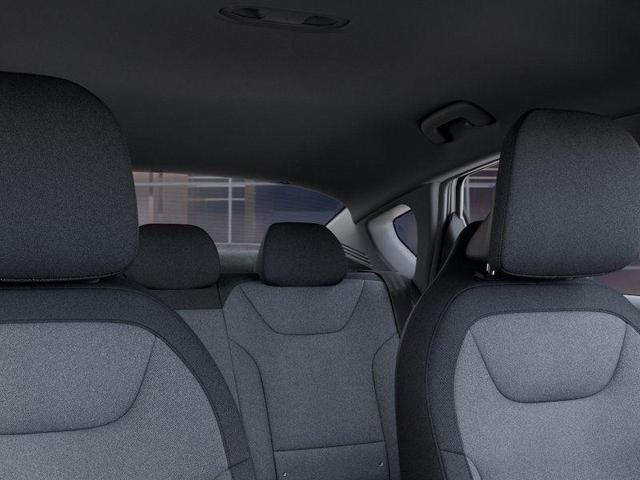 Photo of 2025 Snow White Pearl Kia K4