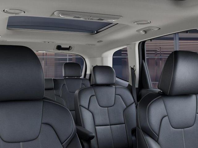 Photo of 2025 Ebony Black Kia Telluride