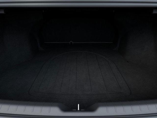 Photo of 2025 Aurora Black Pearl Kia K4