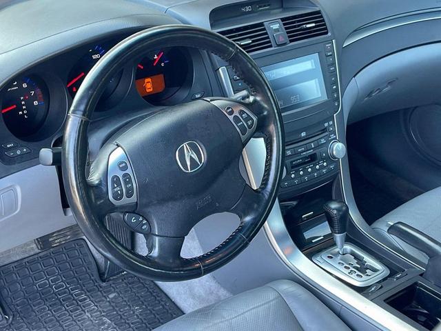 Photo of 2005 Satin Silver Metallic Acura TL