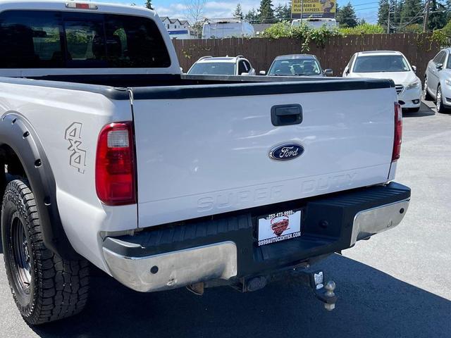 Photo of 2012 White Platinum Metallic Tri-Coat Ford F-250