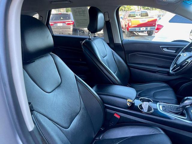 Photo of 2015 Ingot Silver Metallic Ford Edge