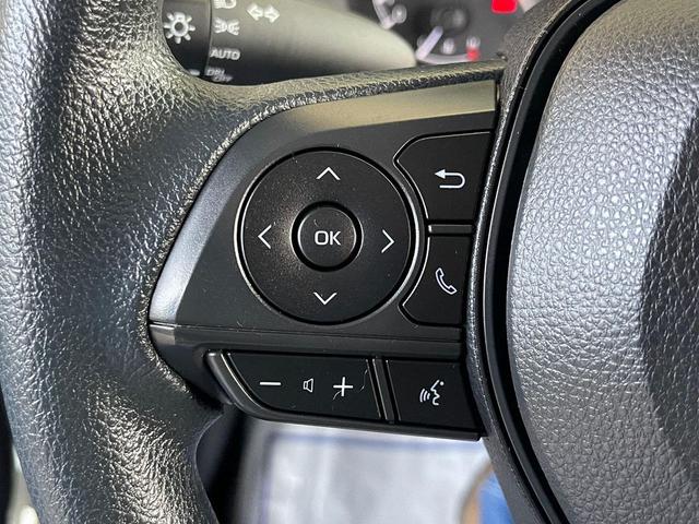 Photo of 2020 Super White Toyota Corolla