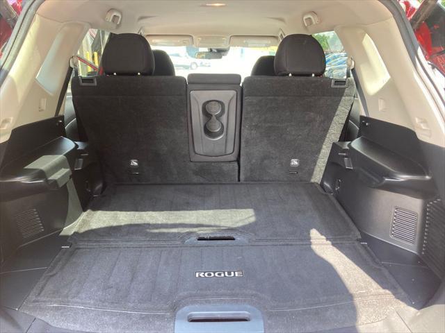 Photo of 2019 Scarlet Ember Tintcoat Nissan Rogue