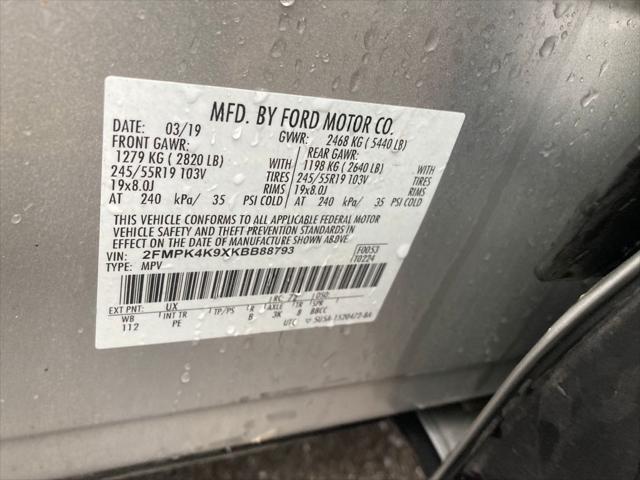 Photo of 2019 Ingot Silver Ford Edge