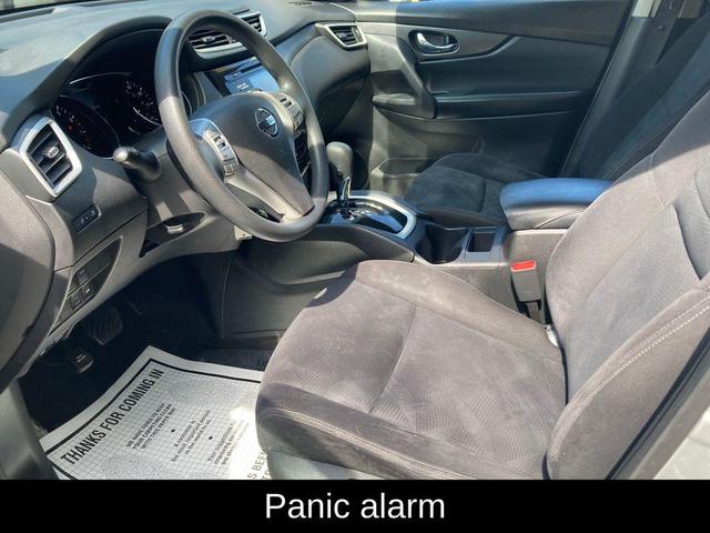 Photo of 2016 Brilliant Silver Nissan Rogue