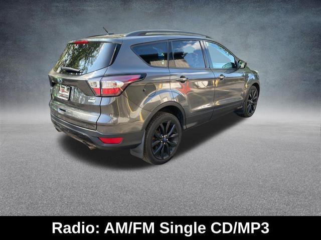 Photo of 2017 Magnetic Ford Escape