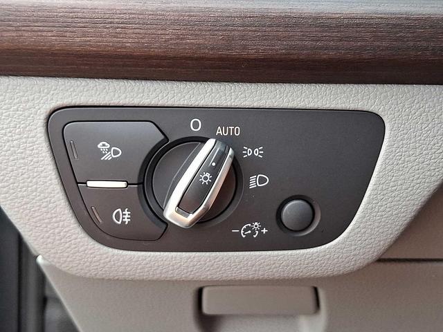 Photo of 2024 Gray Audi Q5