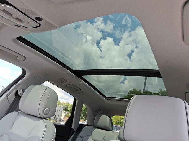 Photo of 2024 Gray Audi Q5