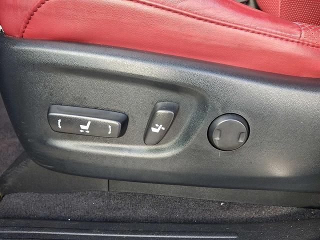 Photo of 2022 Atomic Silver Lexus GX 460