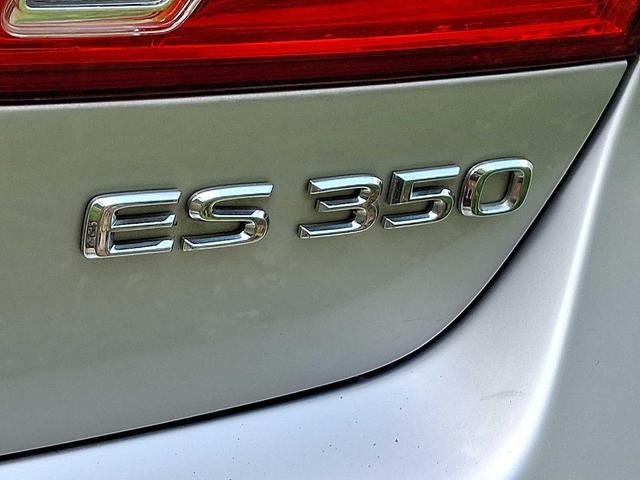 Photo of 2007 Tungsten Metallic Lexus ES 350