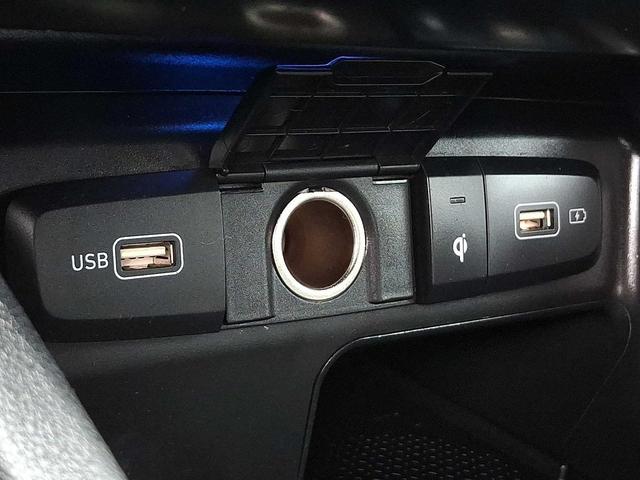 Photo of 2024 Phantom Black Hyundai SANTA CRUZ