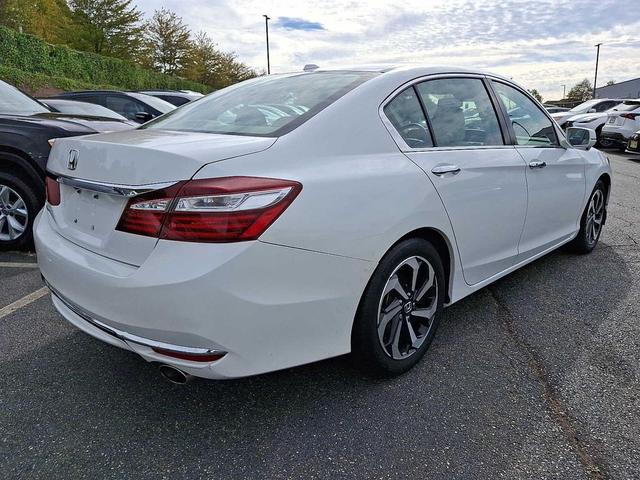 Photo of 2017 Lunar Silver Metallic Honda Accord