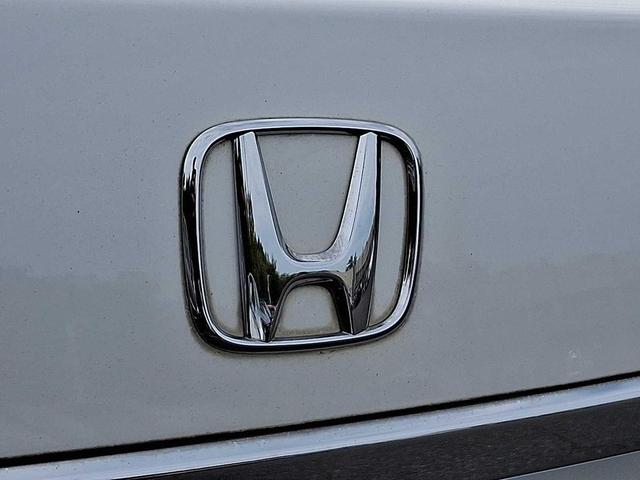 Photo of 2017 Lunar Silver Metallic Honda Accord