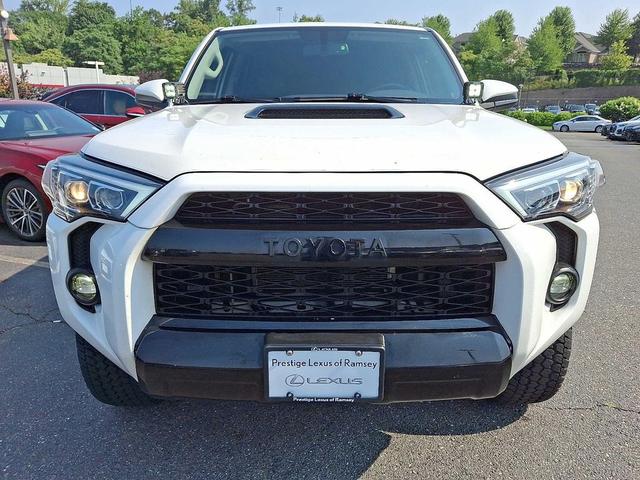 Photo of 2016 Super White Toyota 4Runner