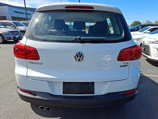 Photo of 2017 Pure White Volkswagen Tiguan