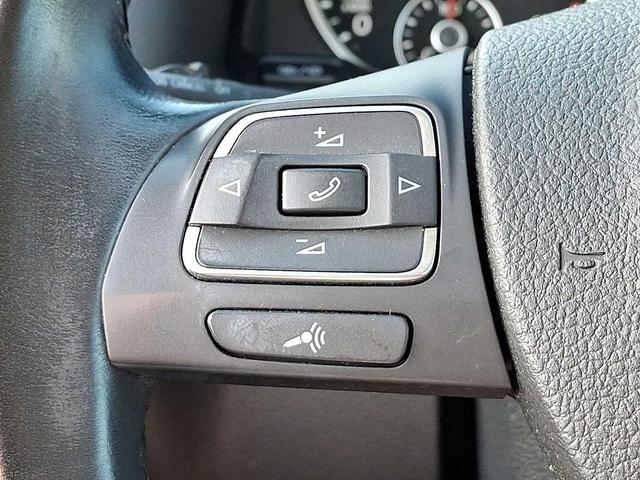 Photo of 2017 Pure White Volkswagen Tiguan