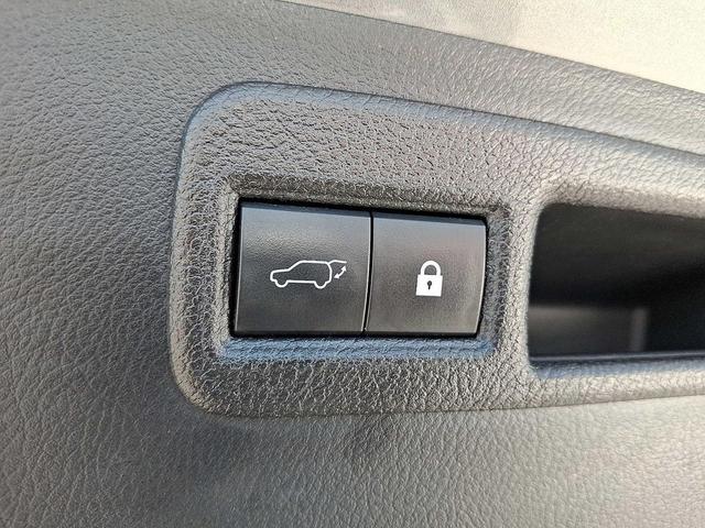 Photo of 2021 Atomic Silver Lexus NX 300