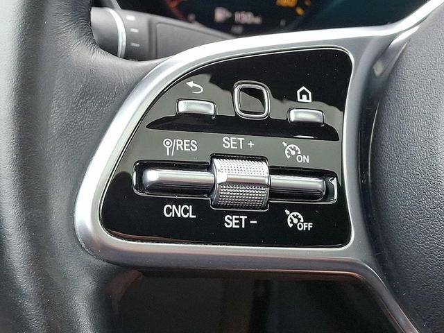 Photo of 2020 designo Diamond White Metallic Mercedes-Benz GLC 300