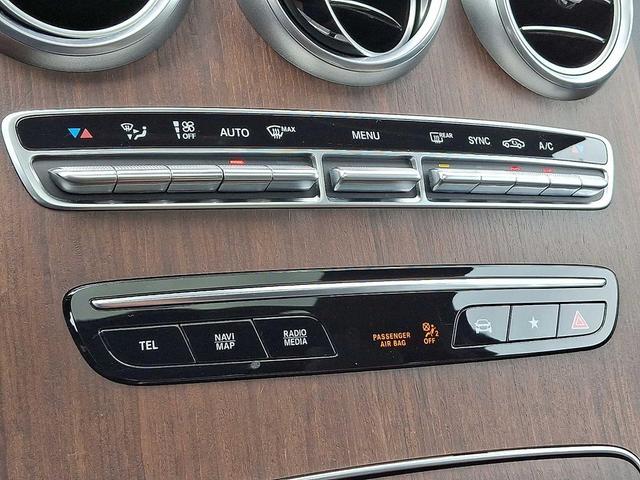 Photo of 2020 designo Diamond White Metallic Mercedes-Benz GLC 300
