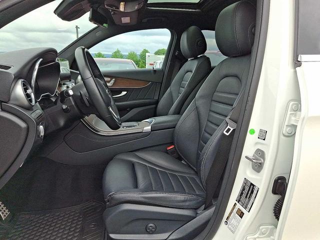 Photo of 2020 designo Diamond White Metallic Mercedes-Benz GLC 300