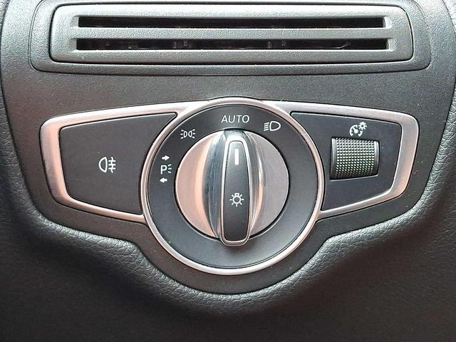Photo of 2020 designo Diamond White Metallic Mercedes-Benz GLC 300