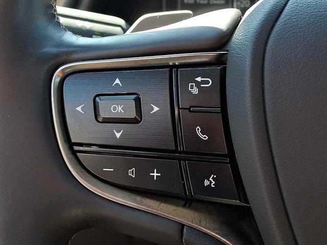 Photo of 2021 Atomic Silver Lexus ES 350