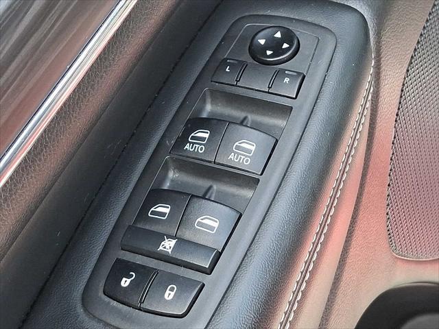 Photo of 2021 Velvet Red Pearlcoat Jeep Grand Cherokee