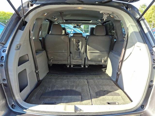 Photo of 2014 Modern Steel Metallic Honda Odyssey