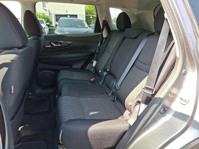 Photo of 2019 Gun Metallic Nissan Rogue