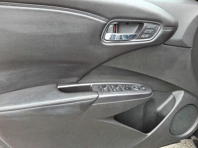 Photo of 2015 Graphite Luster Metallic Acura RDX