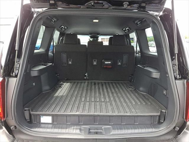 Photo of 2024 Black Toyota Land Cruiser