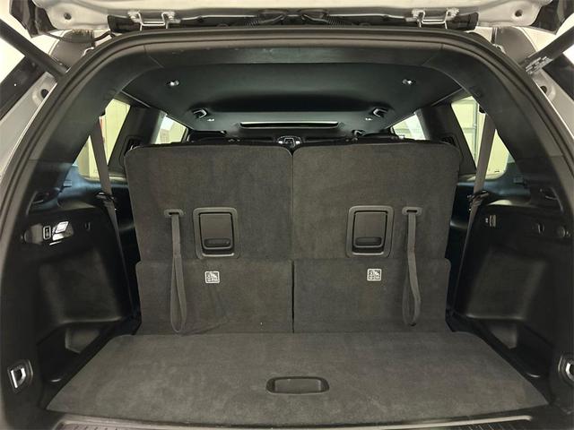 Photo of 2023 Silver Zynith Jeep Grand Cherokee L