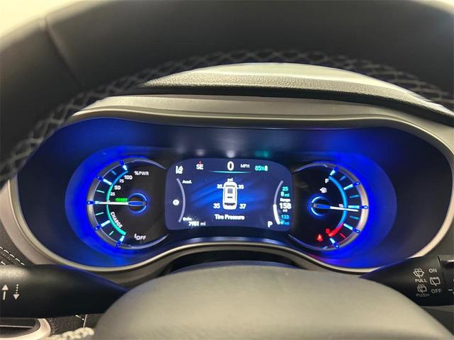 Photo of 2024 Diamond Black Chrysler Pacifica Hybrid