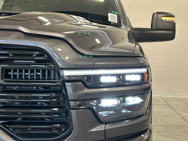 Photo of 2025 Granite Crystal Clearcoat Metallic RAM 2500
